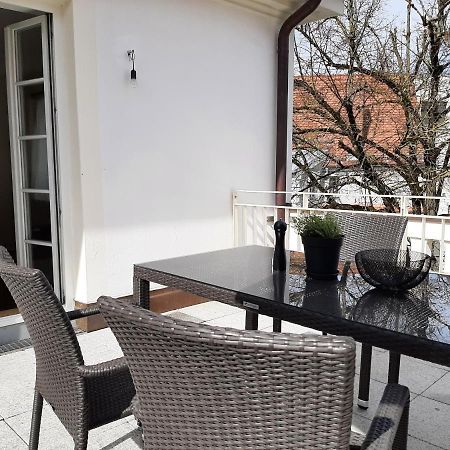שטראובינג Apartment 4-6 Personen I 80Qm I Altstadt I Dachterasse I Parkplatz מראה חיצוני תמונה