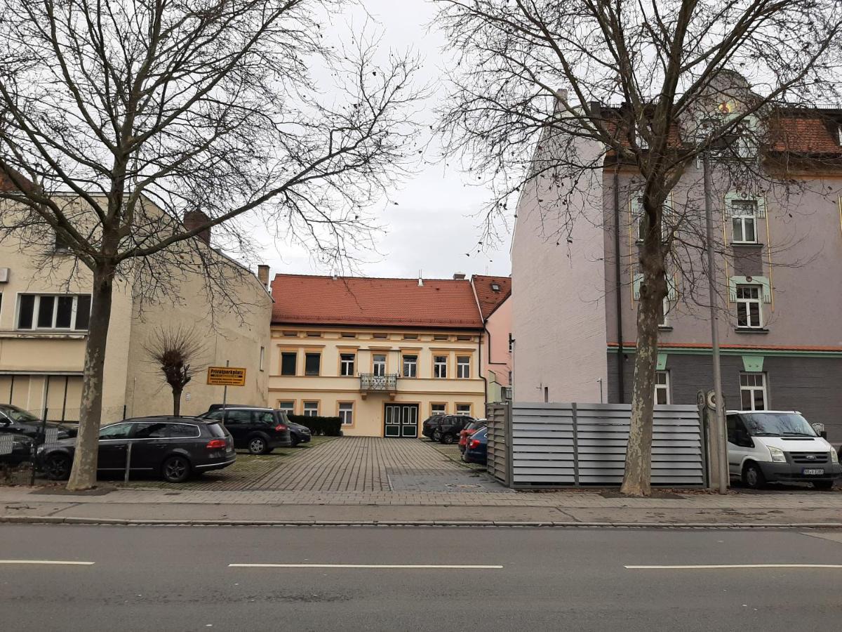 שטראובינג Apartment 4-6 Personen I 80Qm I Altstadt I Dachterasse I Parkplatz מראה חיצוני תמונה